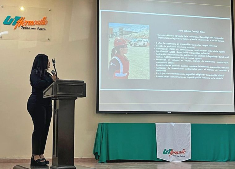 Our supervisor, Diana Carvajal, presented her talk "Safety is the Goal," highlighting how we actively implement our safety standards. We believe that collaborating with the next generation of engineers is key to building a safer, more sustainable mining future.